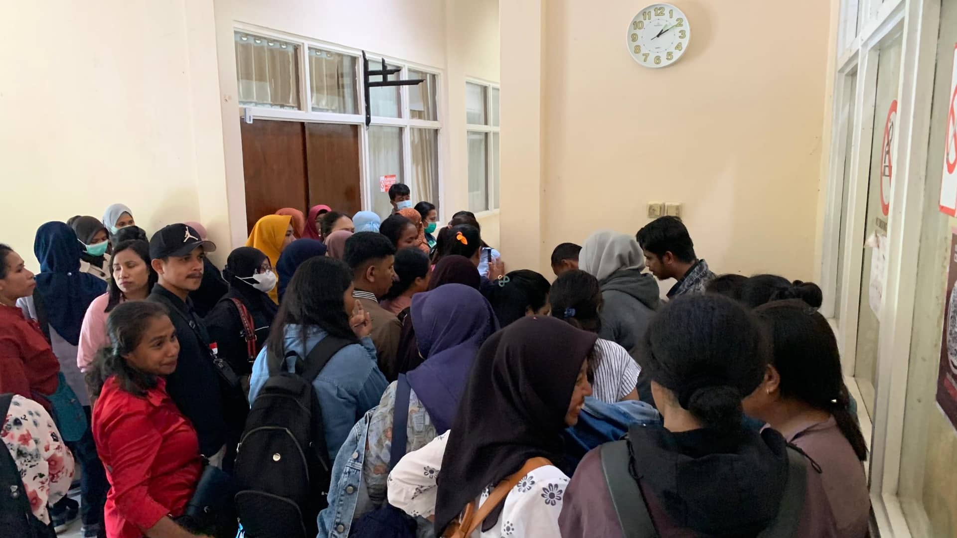 Ilustrasi berita Mimika: Penyerahan SK Guru PPPK di Mimika Kembali Tertunda, Tokoh : Kepala Dinas Pendidikan Hanya Urus Proyek Saja Kah ?