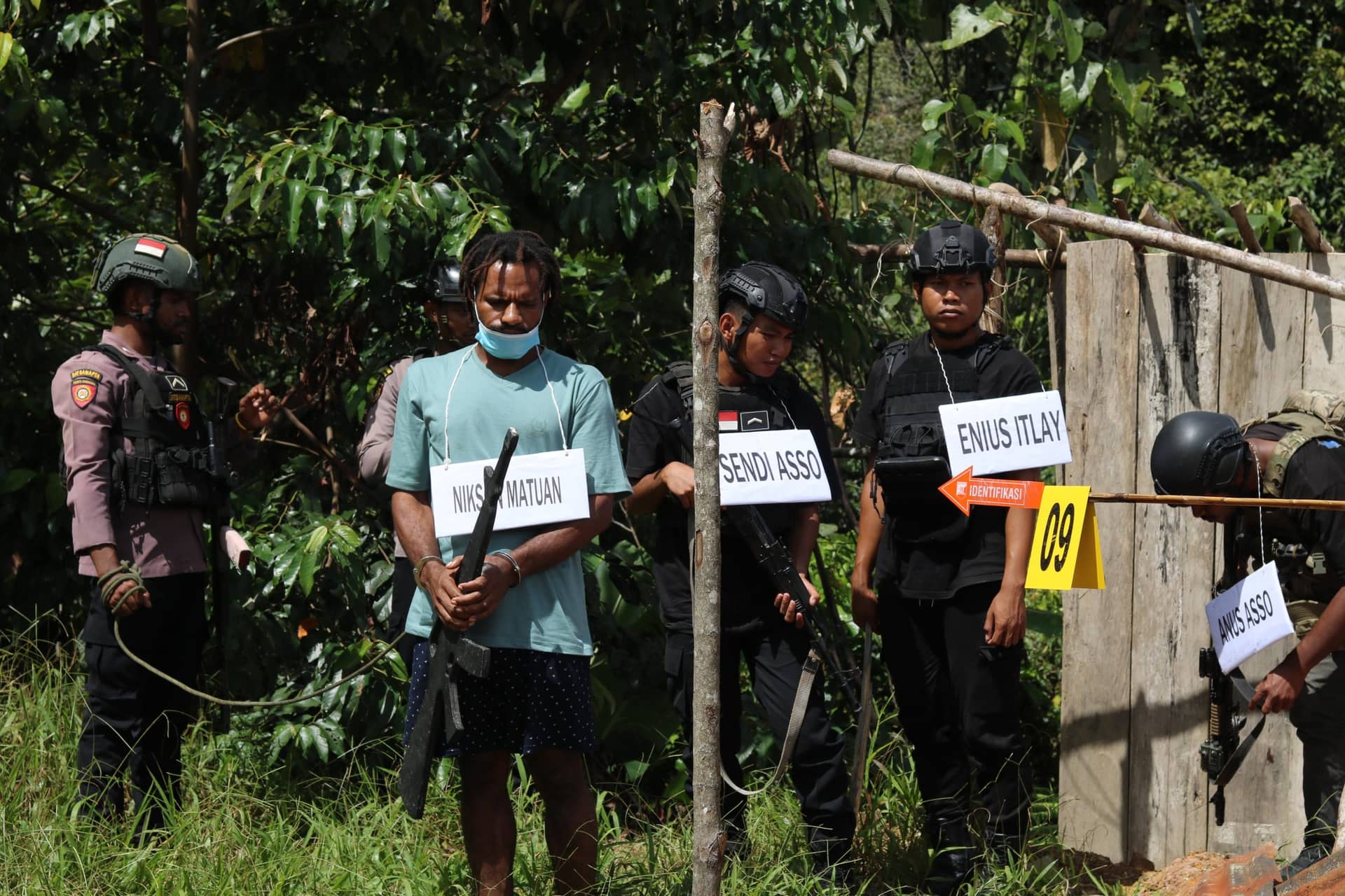 Ilustrasi berita Papua: Satgas Ops Damai Cartenz Gelar Rekonstruksi Penembakan Brigpol Iqbal dengan 19 Adegan di Yalimo