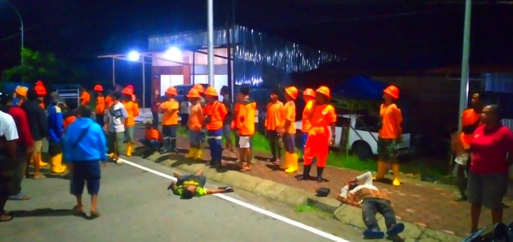 Ilustrasi berita Mimika: Tadi Pagi, Seorang Petugas Pengangkut Sampah Dikeroyok 5 Pria di Jalan Petrosea Timika, Dua Pelaku Terkapar