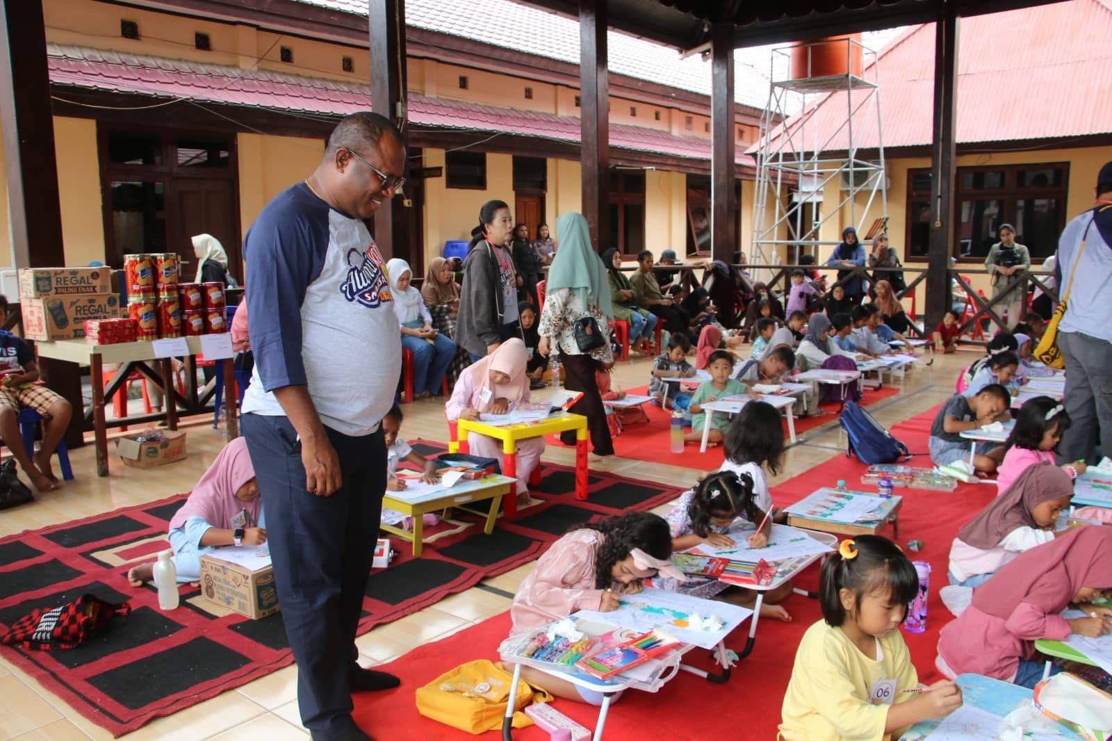 Ilustrasi berita JAYAPURA: Polres Jayapura dan Alumni 97 SMA N 1 Sentani Gelar Lomba Mewarnai