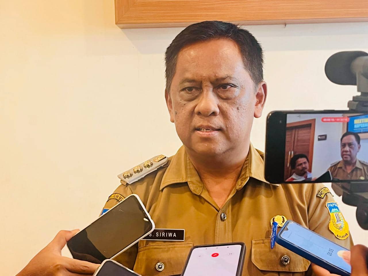 Ilustrasi berita JAYAPURA: Bupati Jayapura Terpilih 2024 Tak Ikut Dilantik 20 Februari, Sengketa Pilkada Masih Berlangsung di MK
