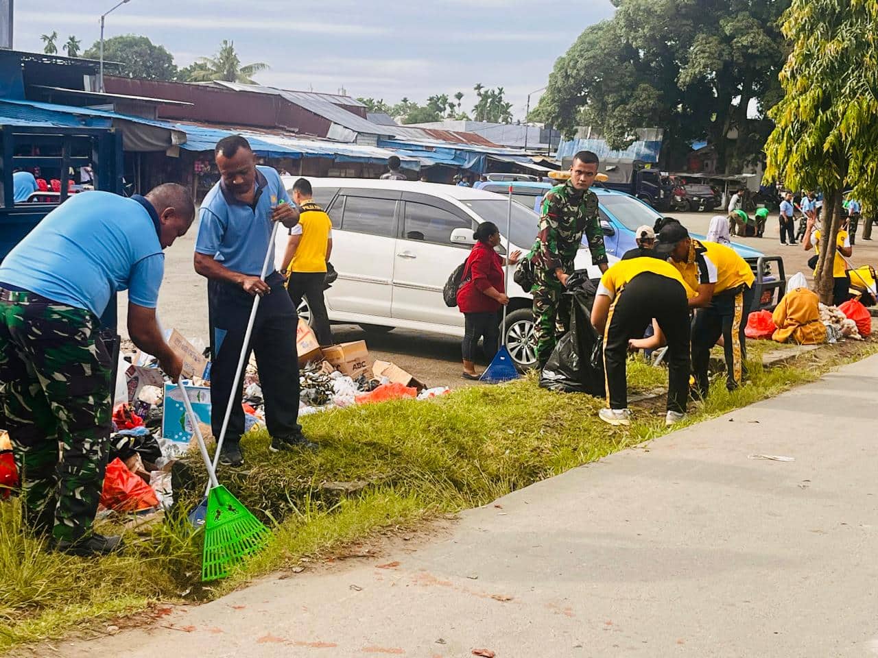 Ilustrasi berita JAYAPURA: Lanud Silas Papare Kepung Sampah di Pasar Phara Sentani