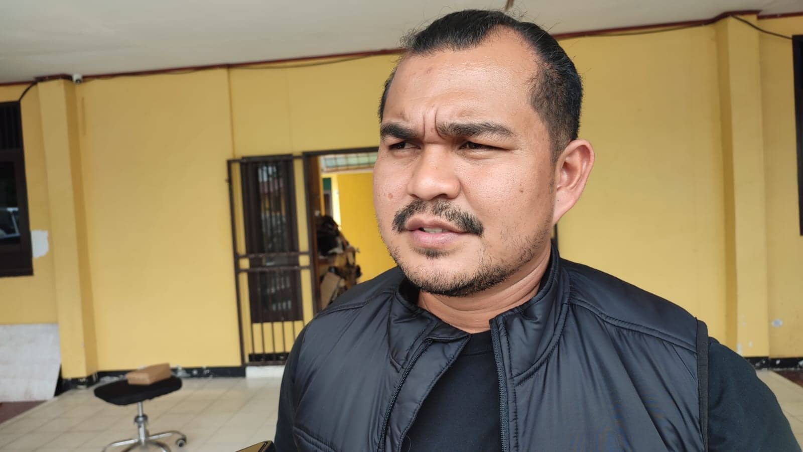 Ilustrasi berita Mimika: Setubuhi Anak Kandungnya yang Masih Duduk Dibangku SMP, Pria Paruh Baya Warga Arena Lama Timika Diamankan Polisi