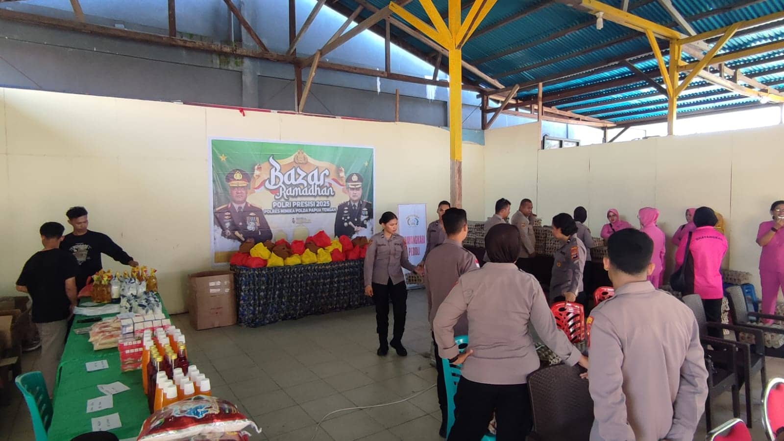 Ilustrasi berita Mimika: Serentak Seluruh Indonesia, Polres Mimika Gelar Bazar Ramadhan Polri Presisi