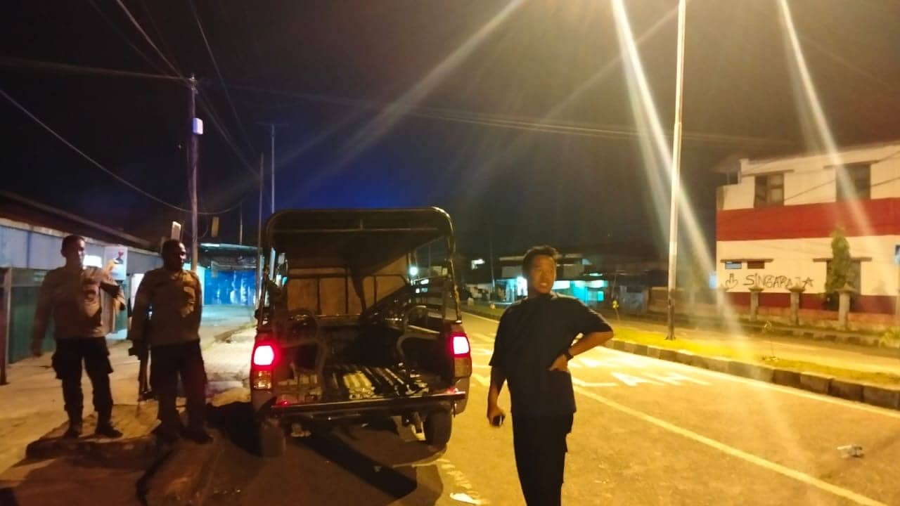 Ilustrasi berita Mimika: Empat Hari Berturut-turut Ruas Jalan Ahmad Yani Timika "Dilanda" Tawuran, Polsek Miru Bentuk Tim Gabungan