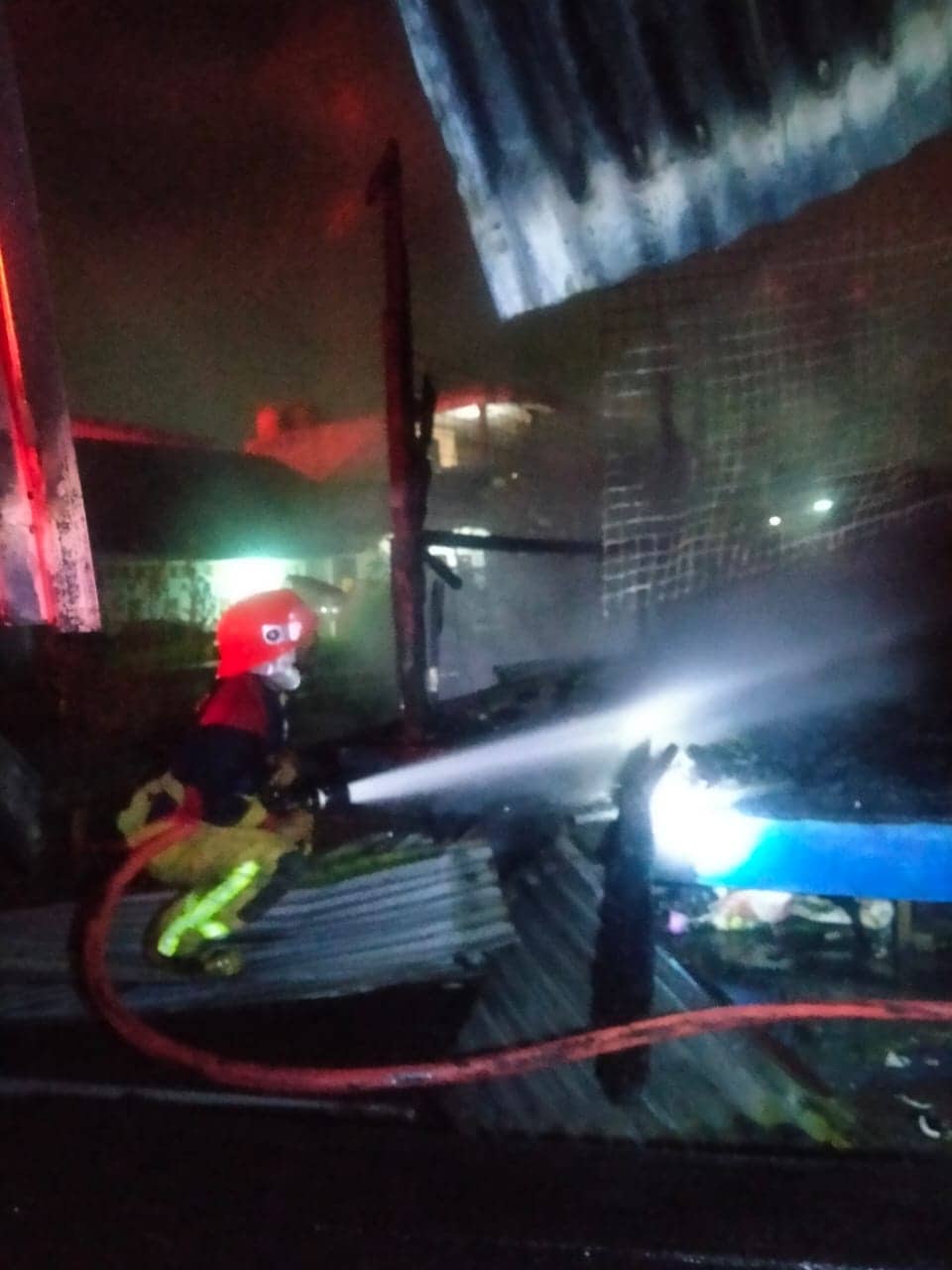 Ilustrasi berita Mimika: Pangkalan Ojek dan Pos Peka di Jalan Leo Mamiri Timika Diduga Sengaja Dibakar
