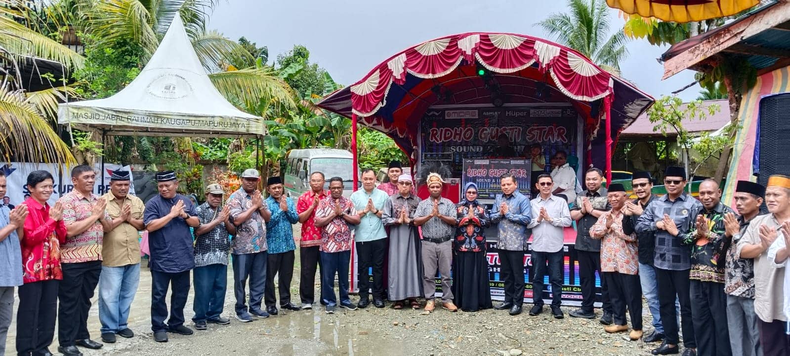Ilustrasi berita Mimika: 1.000 Ketupat Meriahkan Halal Bi Halal di Distrik Mimika Timur