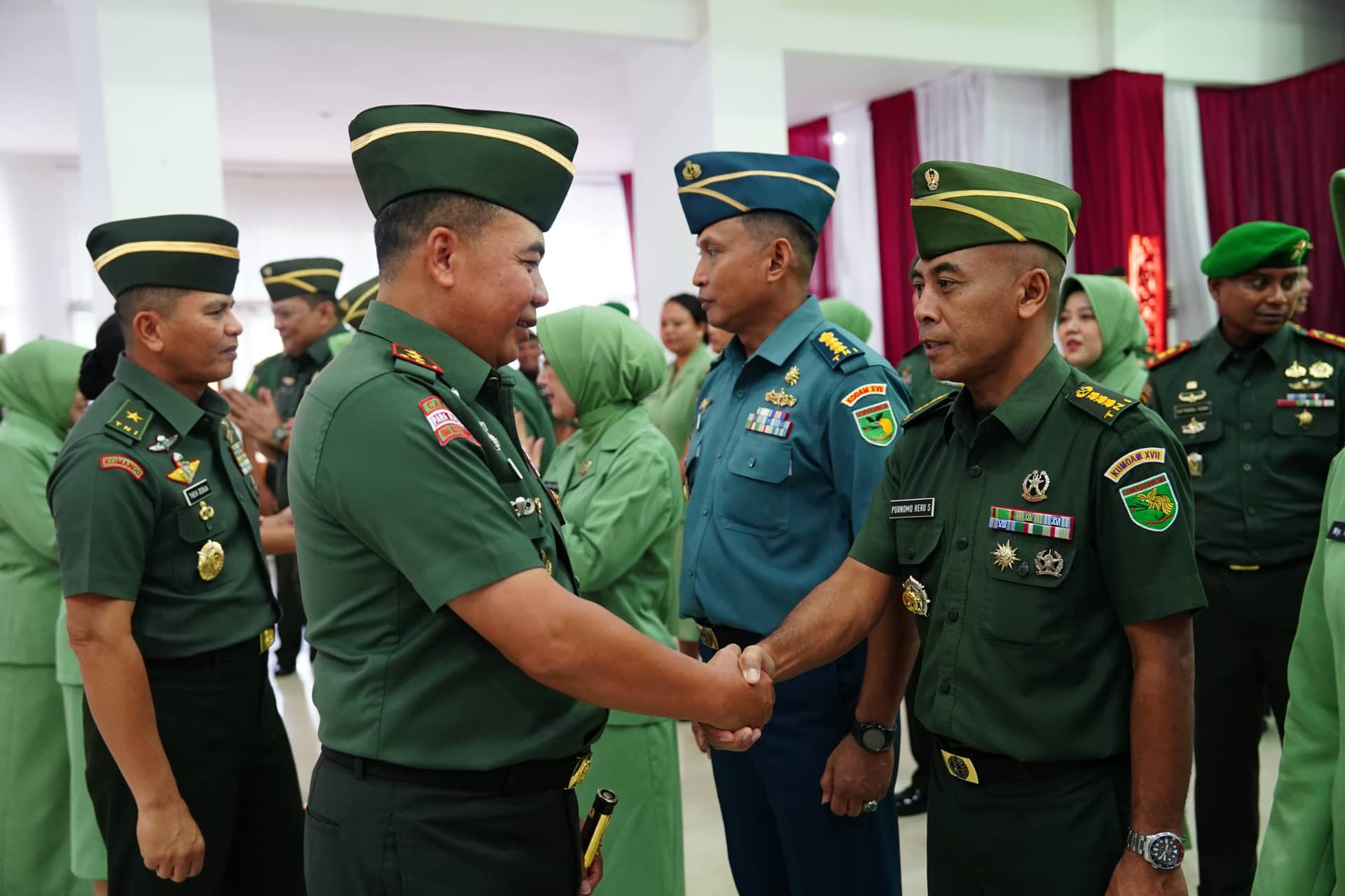 Ilustrasi berita JAYAPURA: 639 Personel dan ASN Kodam XVII/Cenderawasih Naik Pangkat