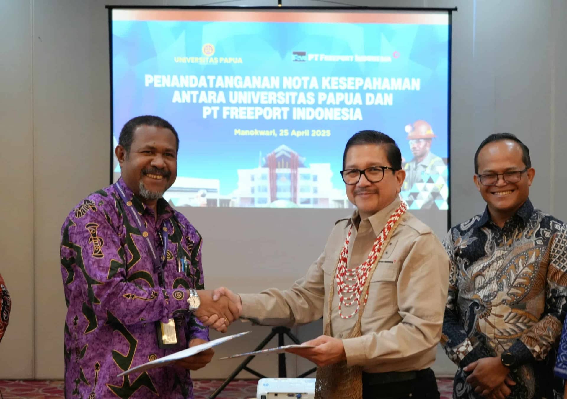 Ilustrasi berita Papua: PT Freeport Indonesia dan Universitas Papua Lanjutkan Kerja Sama di Berbagai Bidang Pengembangan