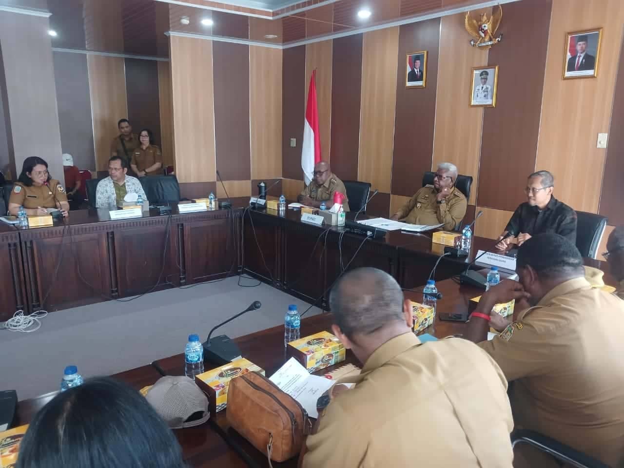 Ilustrasi berita Mimika: Bupati Mimika: Pemda Pasti Dukung Pembentukan Koperasi Kampung Merah Putih