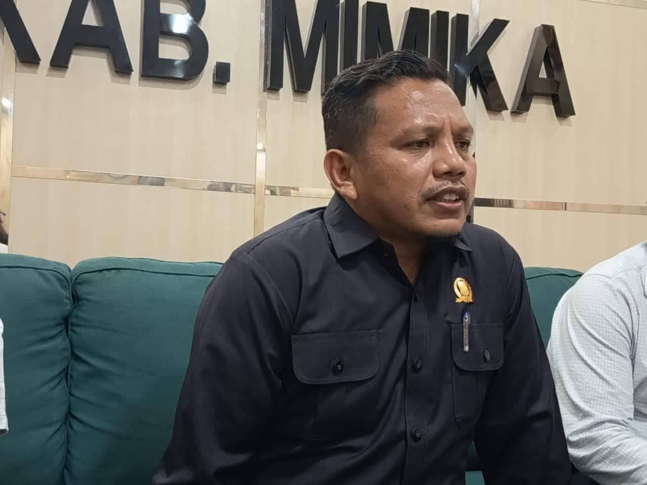 Ilustrasi berita Mimika: Komisi III DPRK Mimika Desak Penertiban Aset Daerah, Herman Gafur: Demi Pelayanan Publik yang Lebih Baik