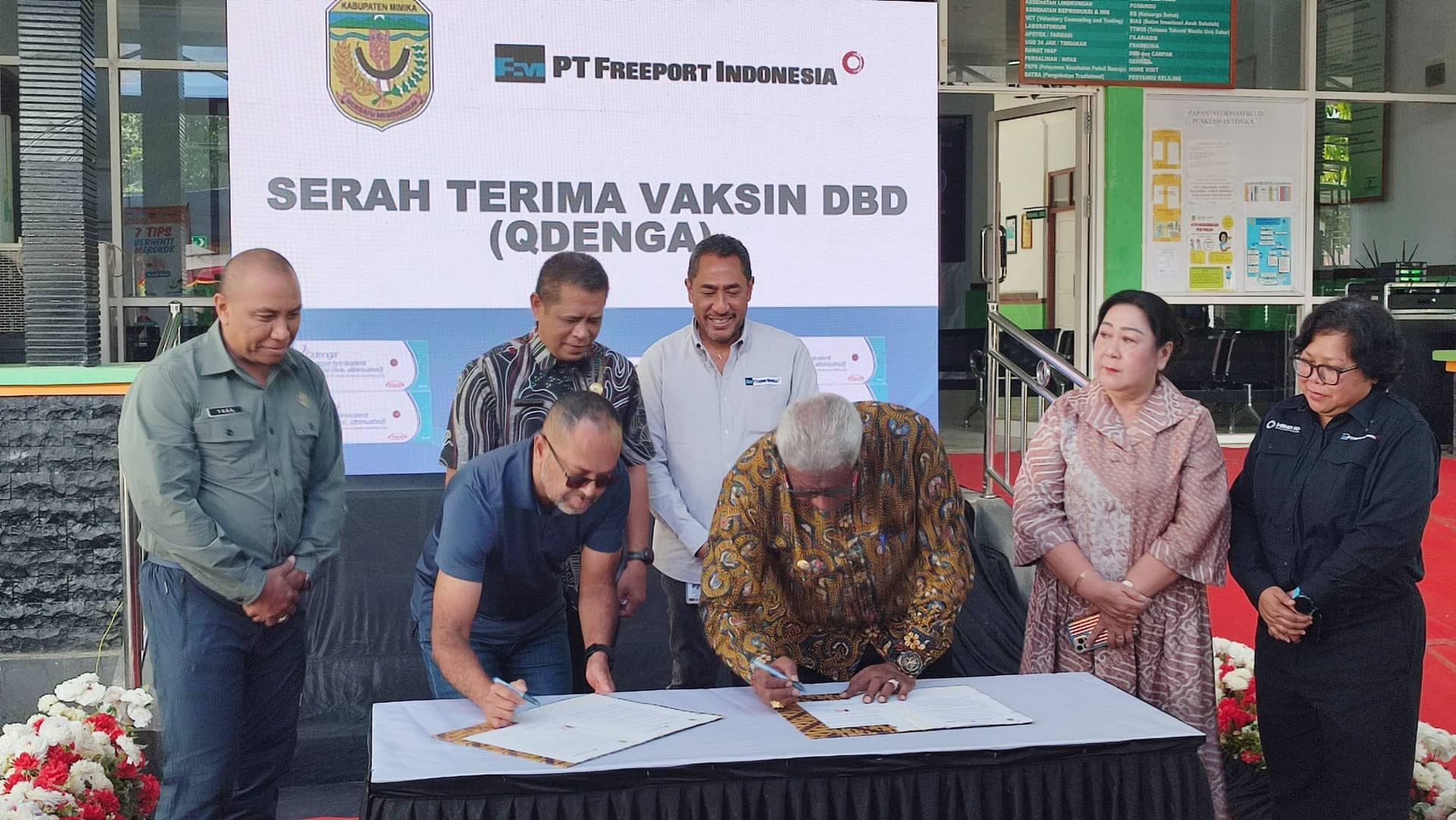 Ilustrasi berita LENSA FOTO: Galeri Foto Freeport Serahkan Bantuan Vaksin Demam Berdarah Kepada Pemda Mimika