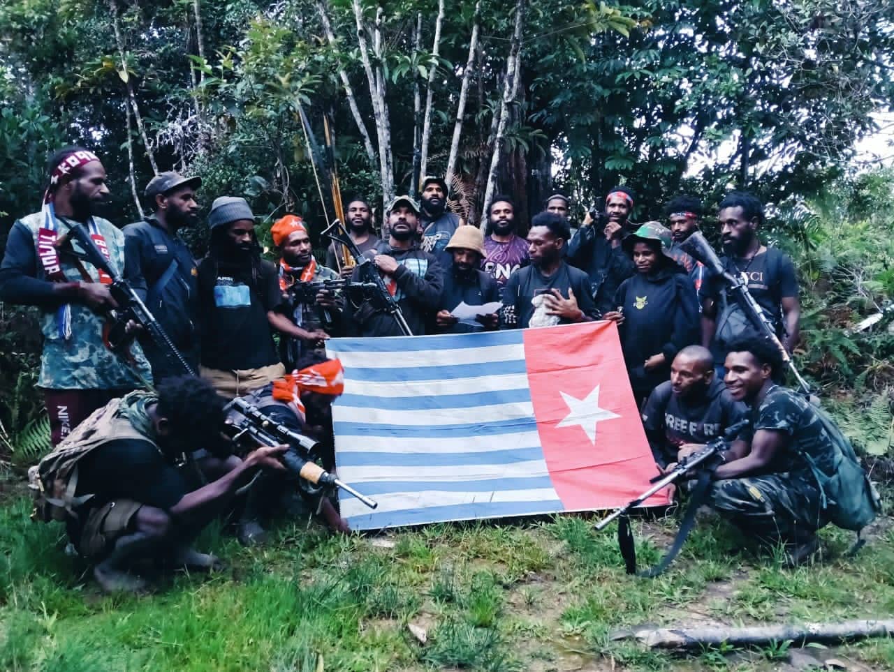 Ilustrasi berita Papua: TPNPB OPM Klaim Tembak Aparat Keamanan, Sita Granat dan Amunisi di Puncak Jaya