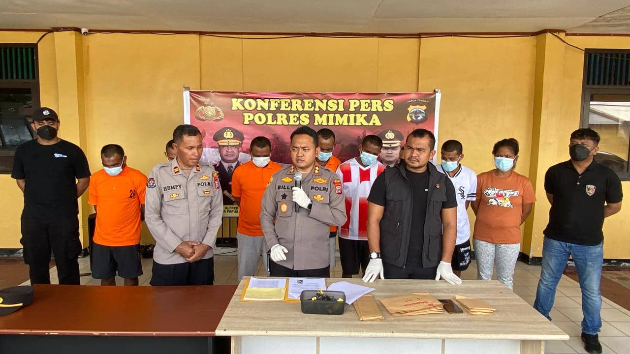 Ilustrasi berita Mimika: Terbongkar !!! Polres Mimika Ungkap Sindikat Pencurian Motor Skala Besar Dalam Sejarah, 31 Unit Motor, 4 Pelaku dan 6 Penadah Diamankan