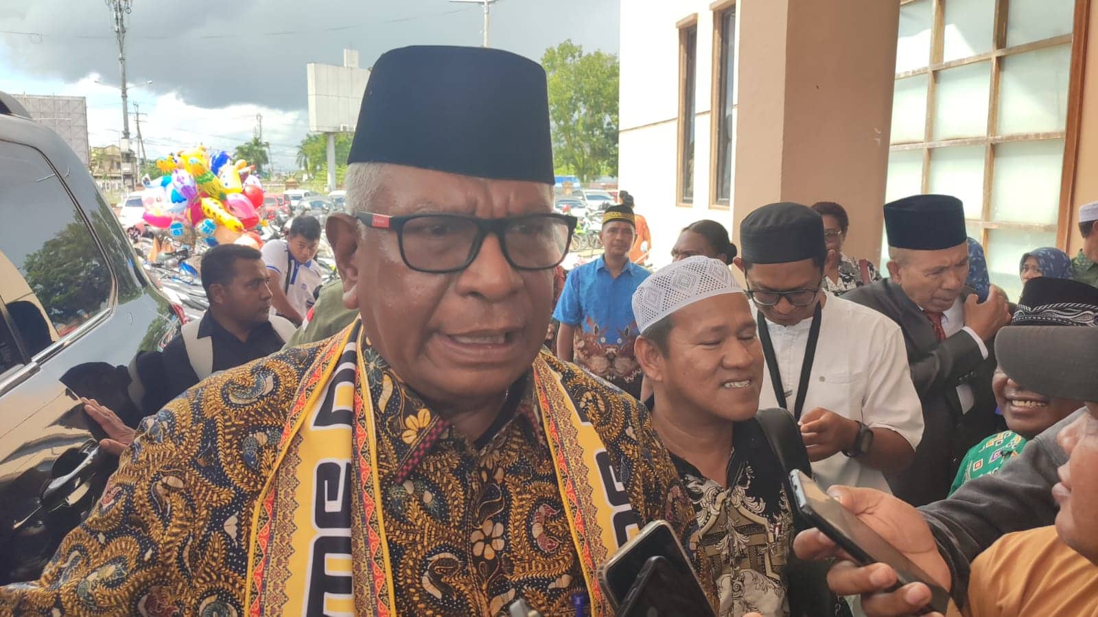 Ilustrasi berita Mimika: Hari Ini Mulai Dilakukan Simulasi Pentahbisan Uskup Mimika, Johannes Rettob: Persiapan Hampir Matang