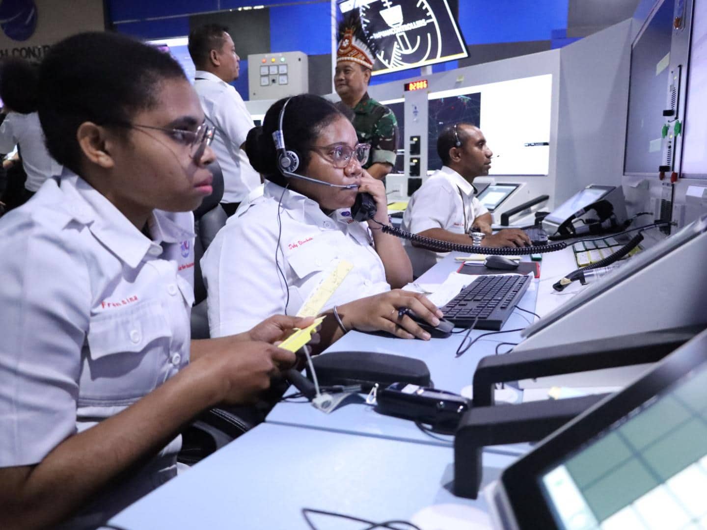 Ilustrasi berita Papua: AirNav Indonesia Luncurkan Sistem Pemanduan Pesawat Udara Terbaru di Papua