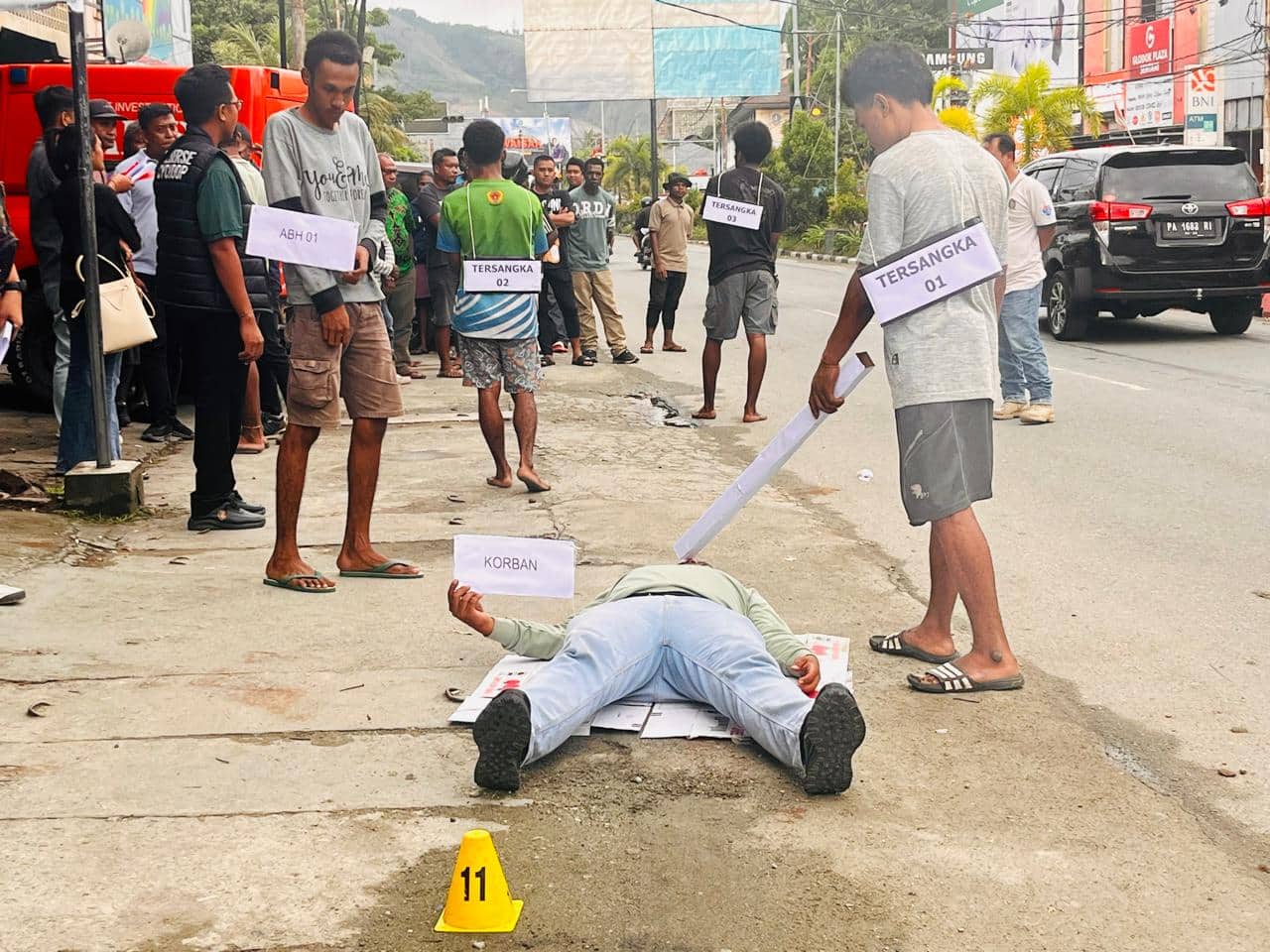 Ilustrasi berita JAYAPURA: Lima Tersangka Pembunuhan di Depan Hotel Horex Sentani Peragakan 12 Adegan dalam Rekonstruksi