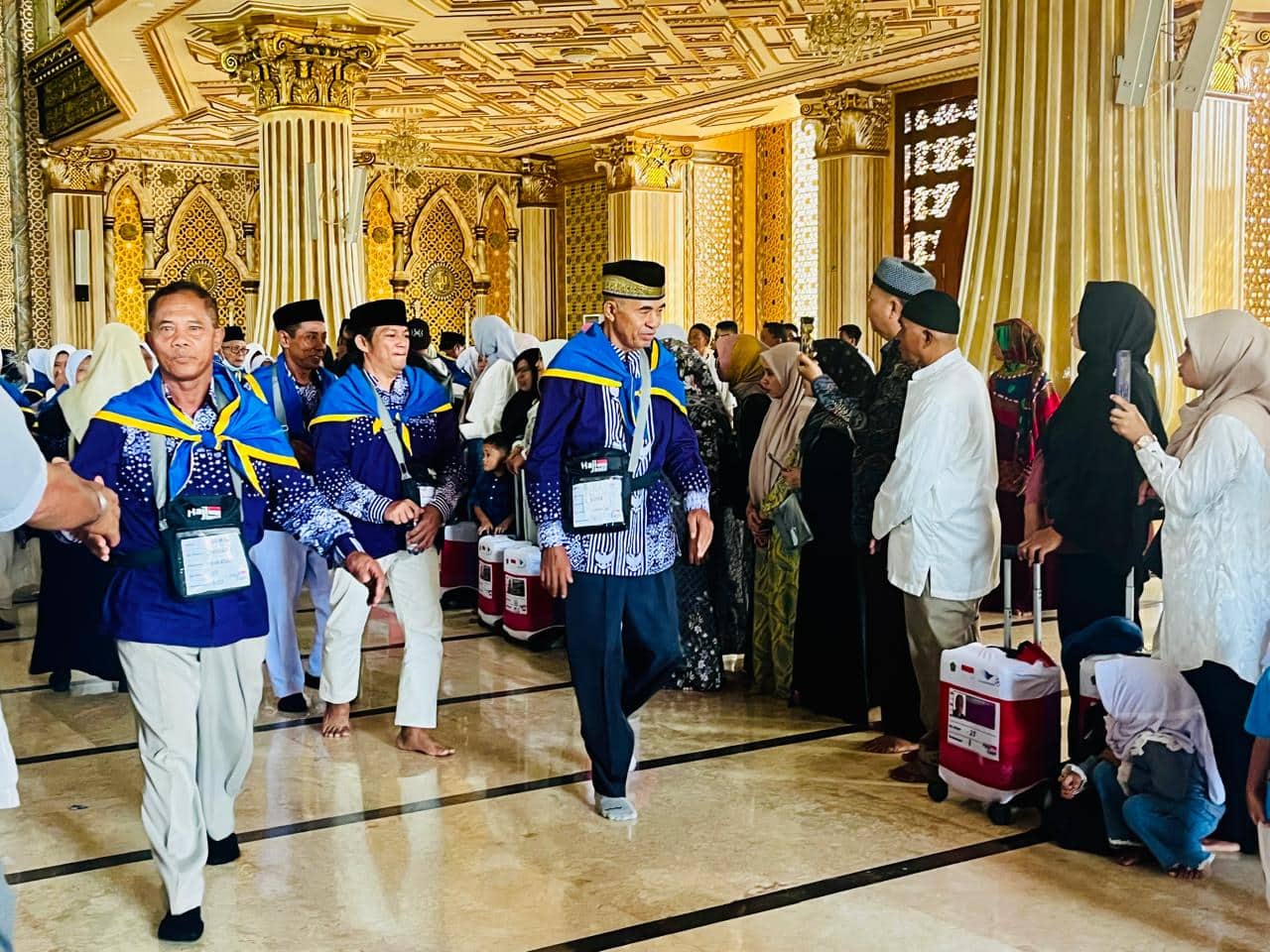 Ilustrasi berita BERITA UTAMA: 119 Jemaah Calon Haji Kabupaten Jayapura Berangkat ke Mekah dari Embarkasi Makassar