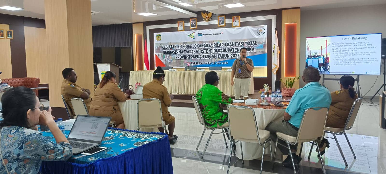 Ilustrasi berita YPMAK: YPMAK dan Rumsram Dukung Mimika Menuju Kabupaten Bebas BABS Tahun 2027
