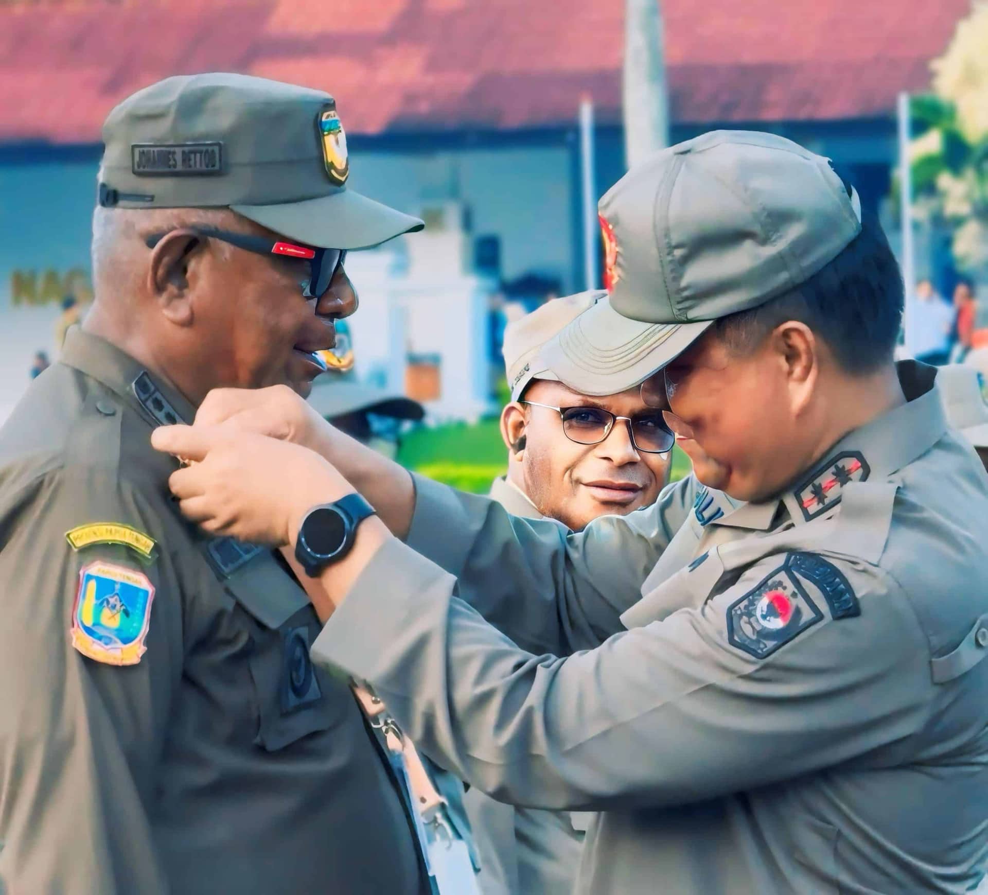 Ilustrasi berita Mimika: Bupati Mimika Terima Penyematan Pin Alumni Kehormatan di IPDN, Bawa Bekal Program Nasional untuk Daerah