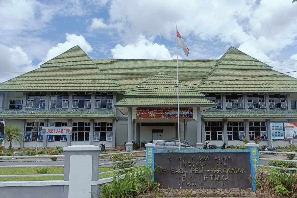 Ilustrasi berita Mimika: Seorang Napi Kabur Usai Dibawa ke Tempat Hiburan Malam Kilo 10 Timika, Polisi Ambil Rekaman CCTV di Lapas Kelas IIB Timika