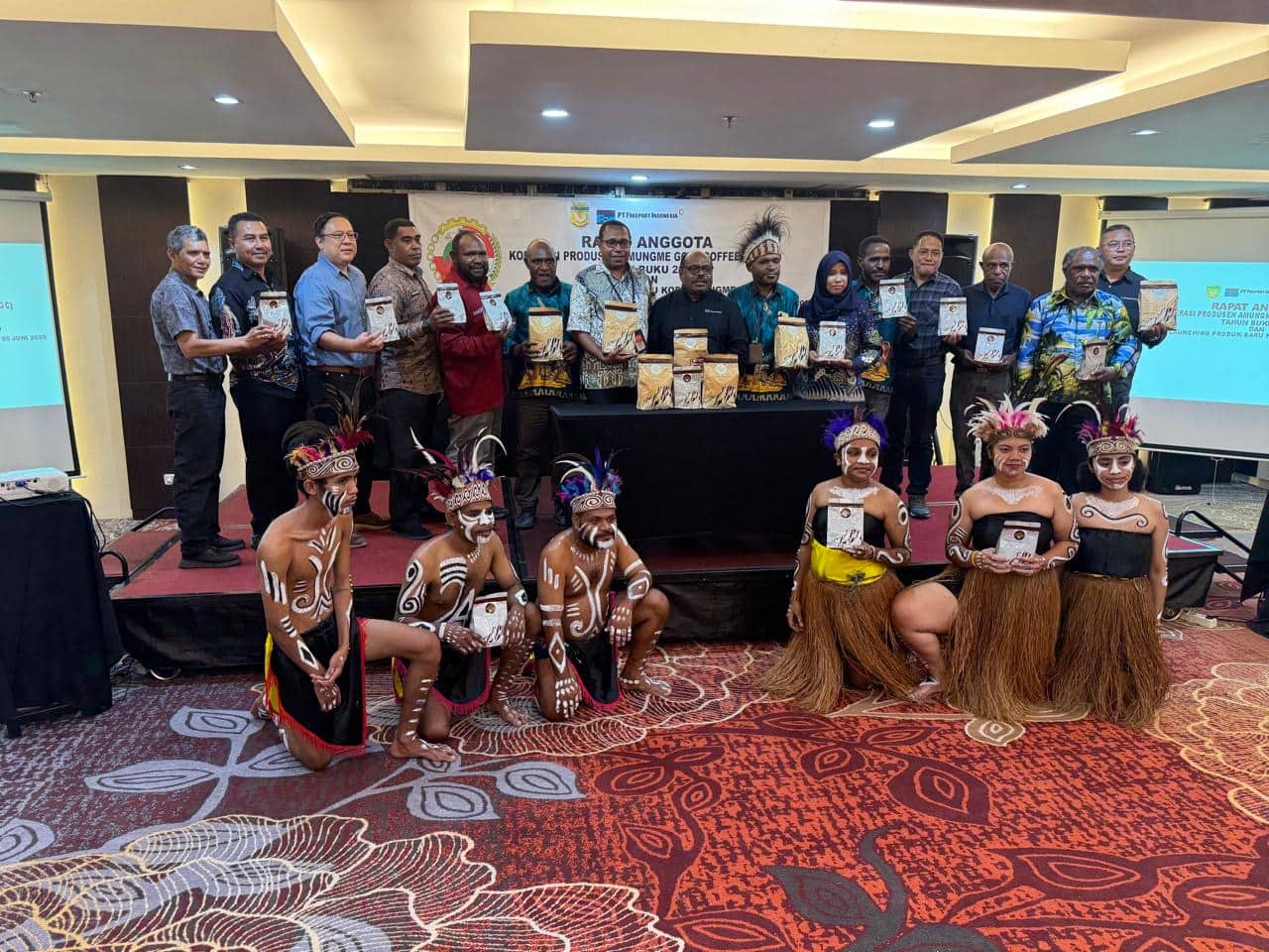 Ilustrasi berita Mimika: Koperasi Amungme Gold Luncurkan Produk Baru Kopi Jenis Robusta dan Blend