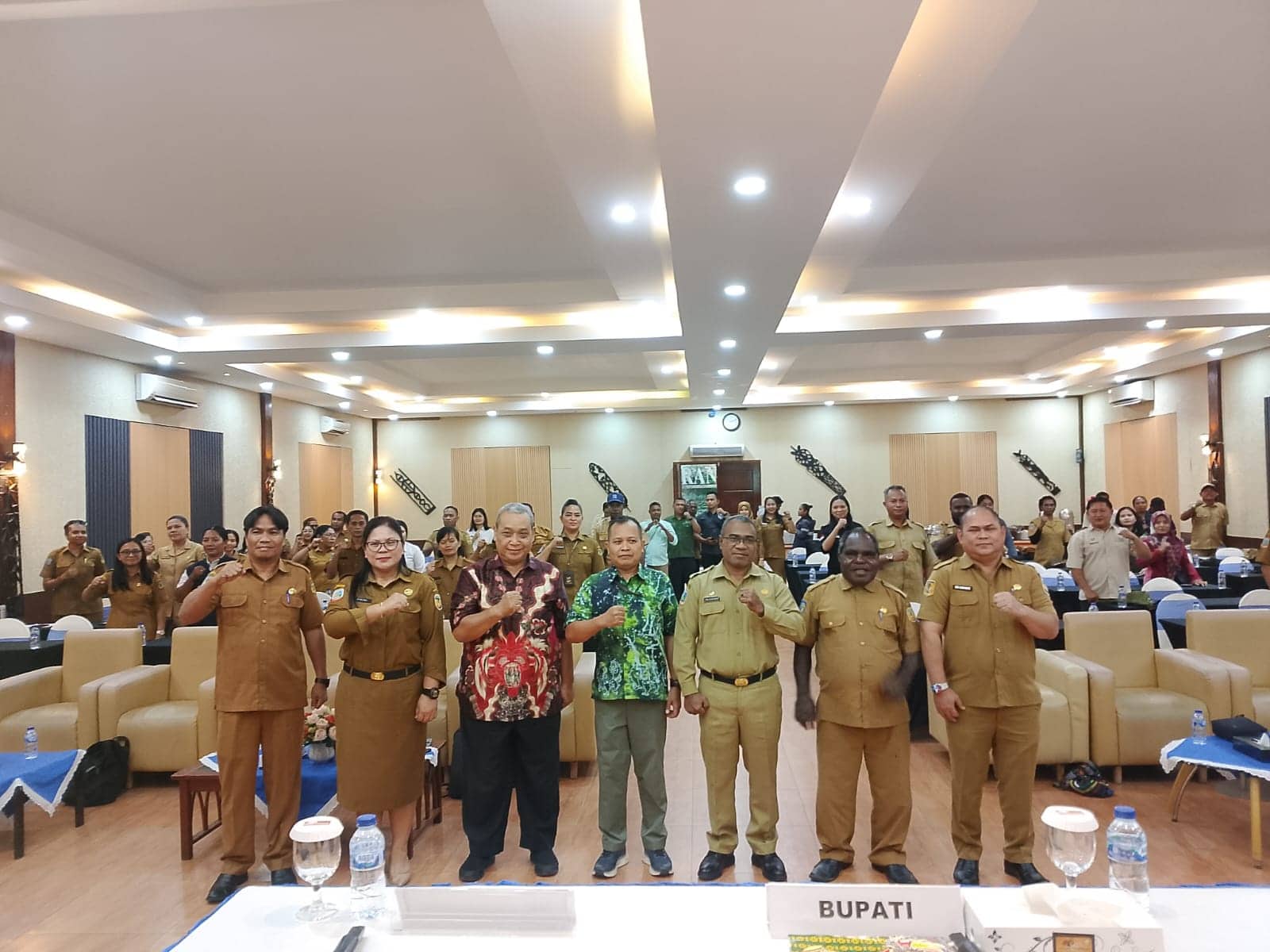 Ilustrasi berita Mimika: Dinsos Mimika Gelar Sosialisasi Pemberdayaan KAT 2025, Wujudkan Komunitas Adat Mandiri dan Bermartabat di Papua