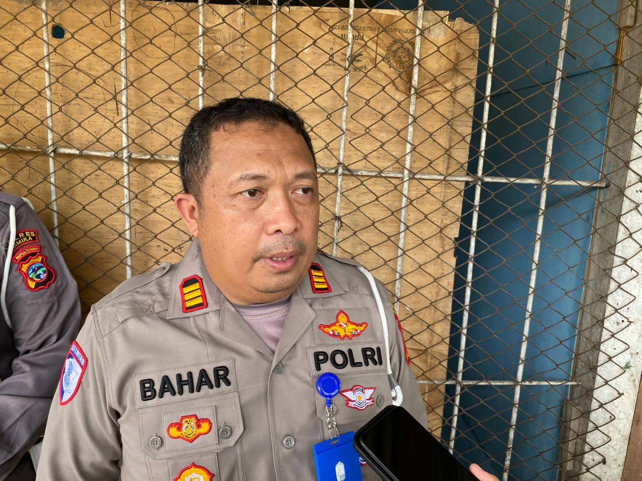 Ilustrasi berita Mimika: Picu Pemalangan Jalan C Heatubun Timika, Kasat Lantas Ungkap Kronologis Kecelakaan di Jalan Charitas