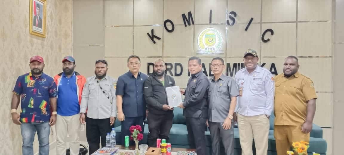 Ilustrasi berita Mimika: Kondisi Memprihatinkan di Hoeya, Warga Desak DPRK Mimika Dorong Percepat Pembangunan Gereja dan Jembatan