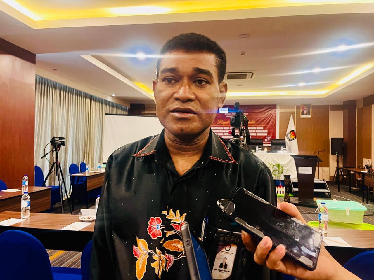 Ilustrasi berita JAYAPURA: KPPS Ditemukan Bagi-bagi Surat Suara Saat PSU, 1.802 Warga di 4 TPS Kabupaten Jayapura Kembali Coblos