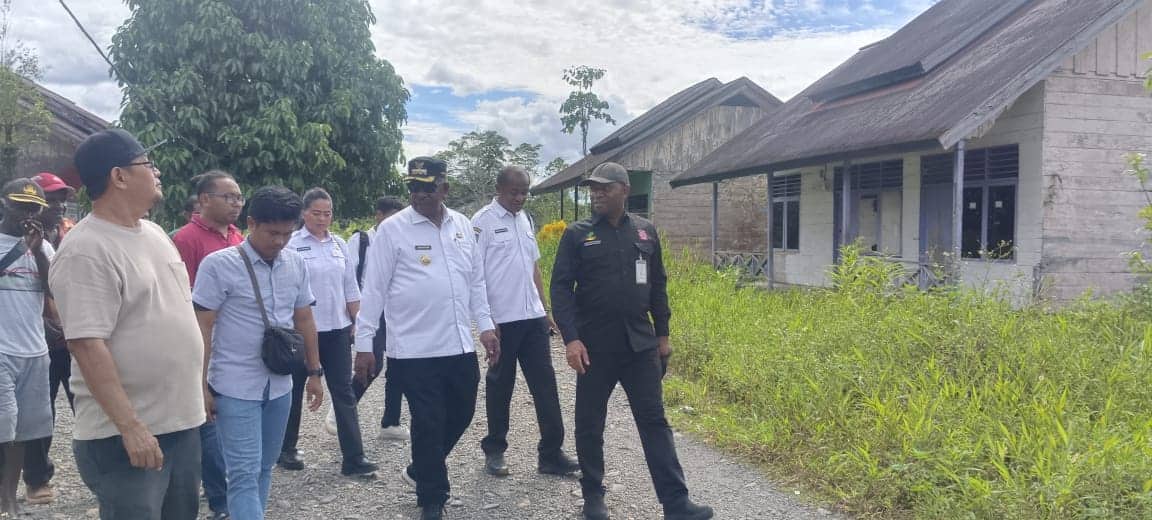 Ilustrasi berita Mimika: Bupati Mimika dan Tim Kemensos Tinjau Lokasi Sekolah Rakyat, Aktivitas KBM Direncanakan Oktober 2025