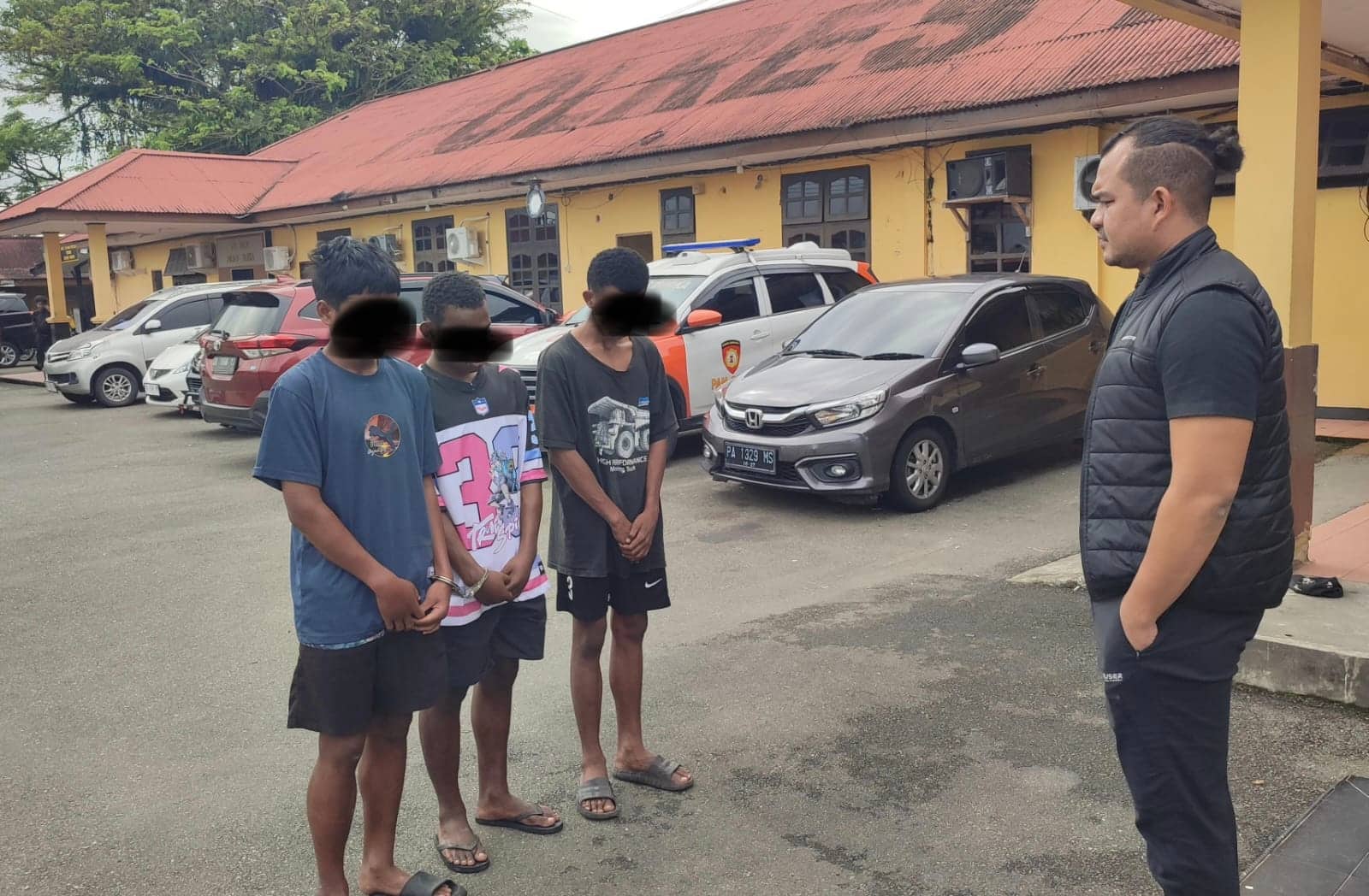 Ilustrasi berita Mimika: Tiga Pelaku Begal Sadis di Jalan Ahmad Yani Timika Ditangkap! Tiga Lainnya Masih Buron