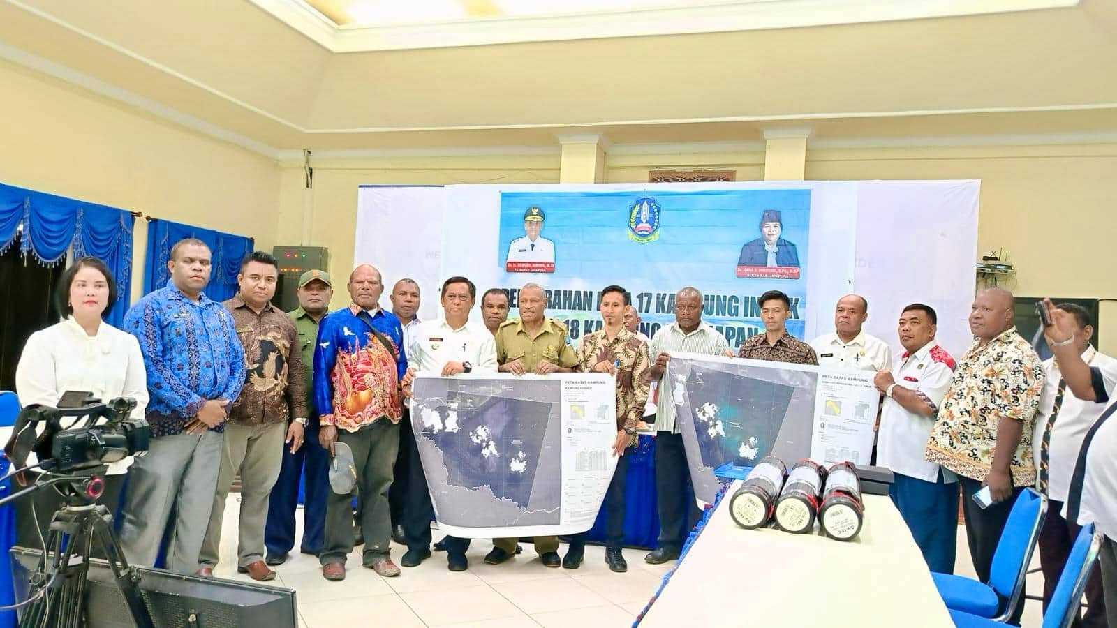 Ilustrasi berita JAYAPURA: Penyerahan Peta 17 Kampung Induk dan 18 Kampung Persiapan di Kabupaten Jayapura