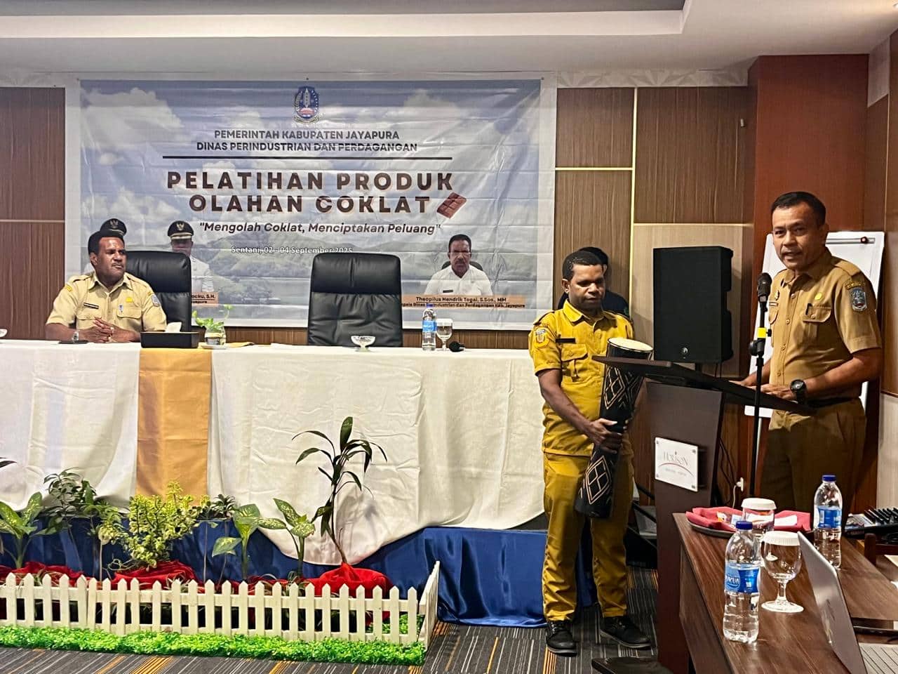 Ilustrasi berita JAYAPURA: Disperindag Kabupaten Jayapura Latih 50 Orang Masyarakat Dalam Mengolah Coklat