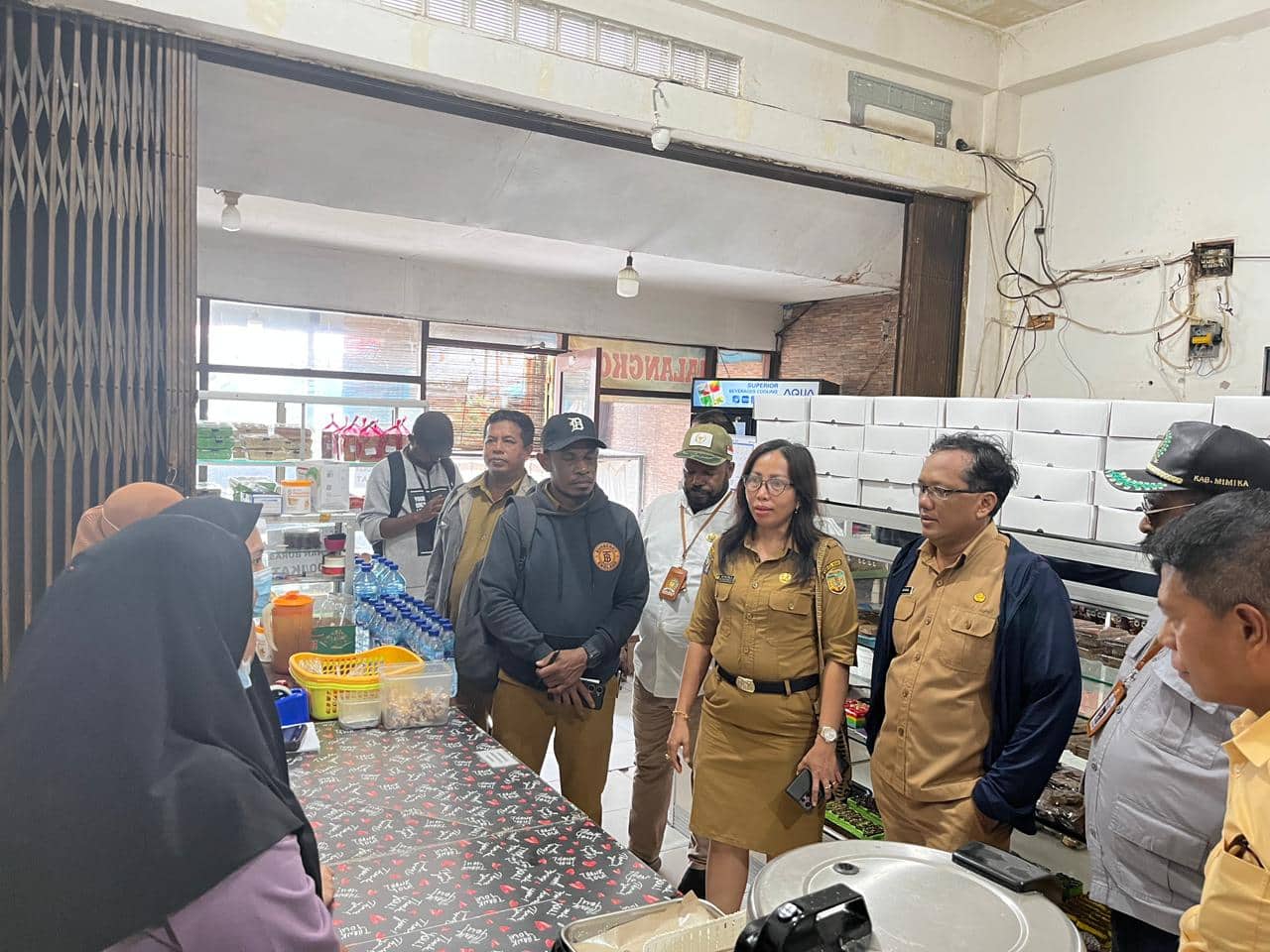 Ilustrasi berita Mimika: DPRK Mimika Soroti Temuan Roti Tak Layak Konsumsi, Disperindag dan Dinkes Datangi Toko Maros di Jalan Yos Sudarso