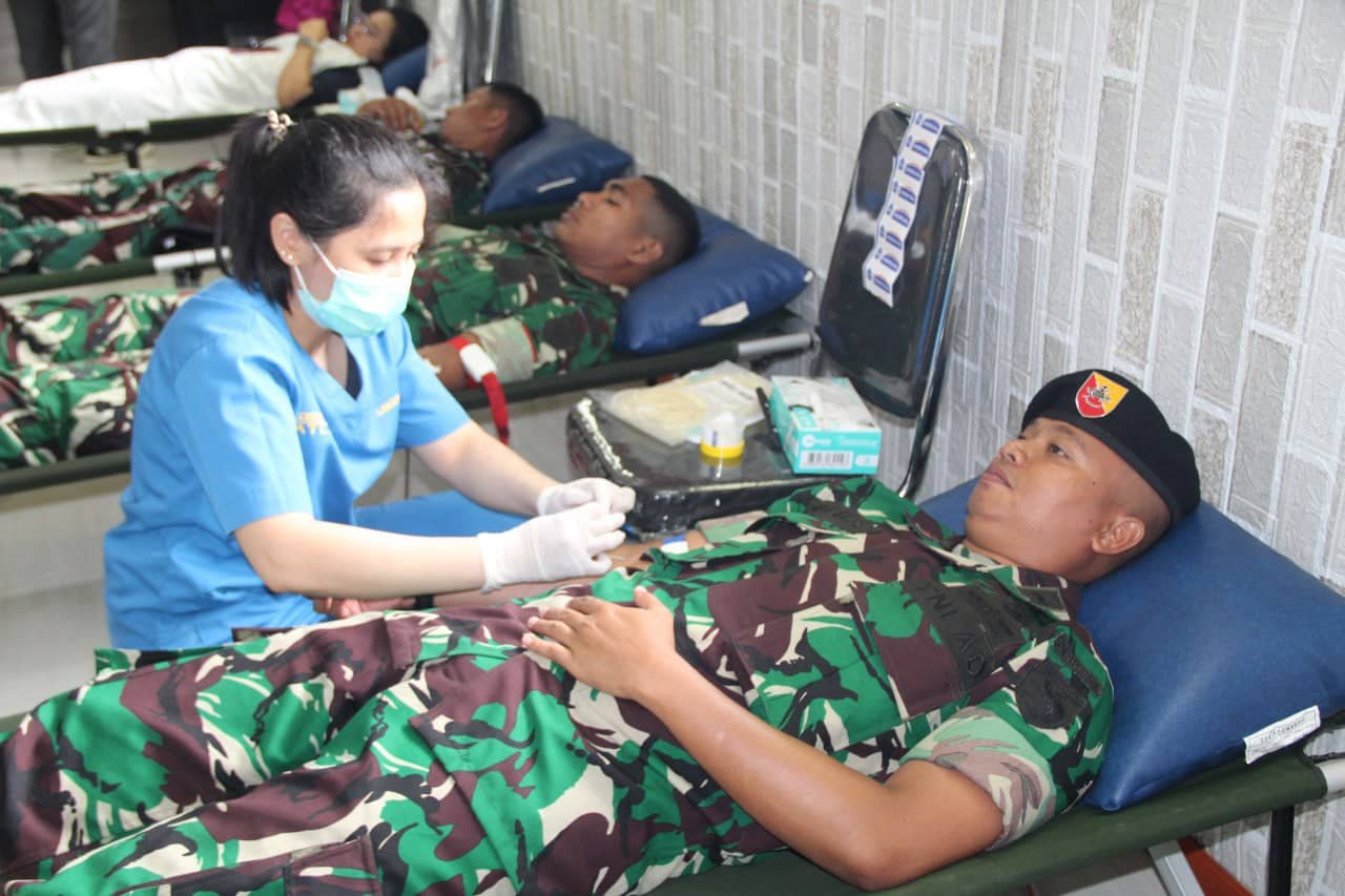 Ilustrasi berita Mimika: Sambut HUT TNI, Denkav 3/SC Bersama PMI Gelar Donor Darah