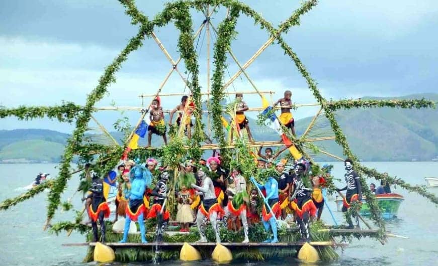Ilustrasi berita JAYAPURA: Tahun 2026, Pemkab Jayapura Fokus Kelola Festival Danau Sentani dan Pantai Amai