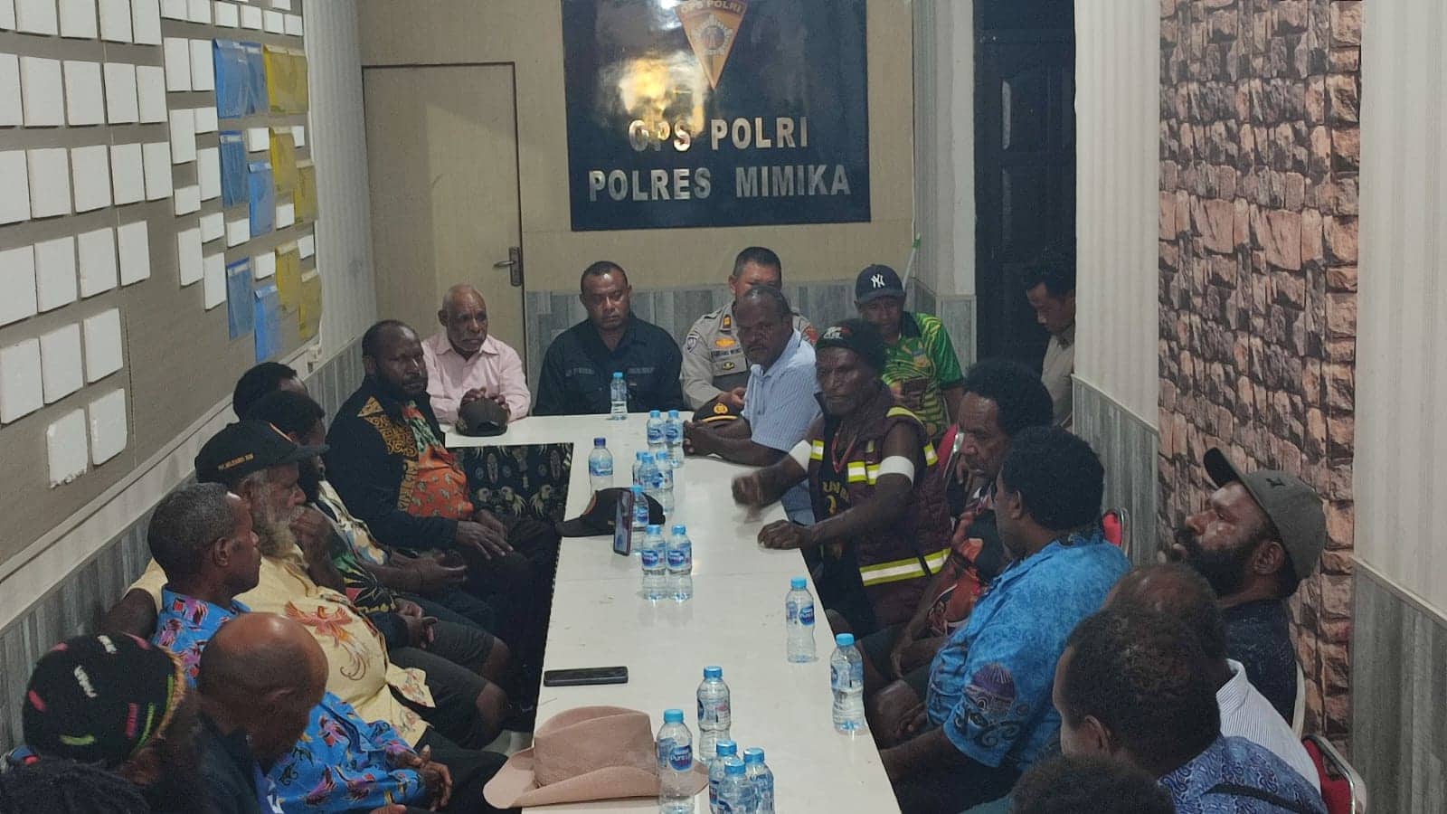 Ilustrasi berita Mimika: Pertikaian Dua Kelompok di Kwamki Narama Berakhir Damai, Disepakati Pembayaran Denda Adat