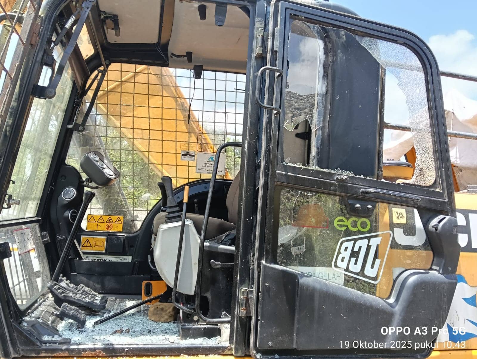 Ilustrasi berita Mimika: Alat Berat Milik Kontraktor PT Freeport Dirusak OTK di Tanggul Barat