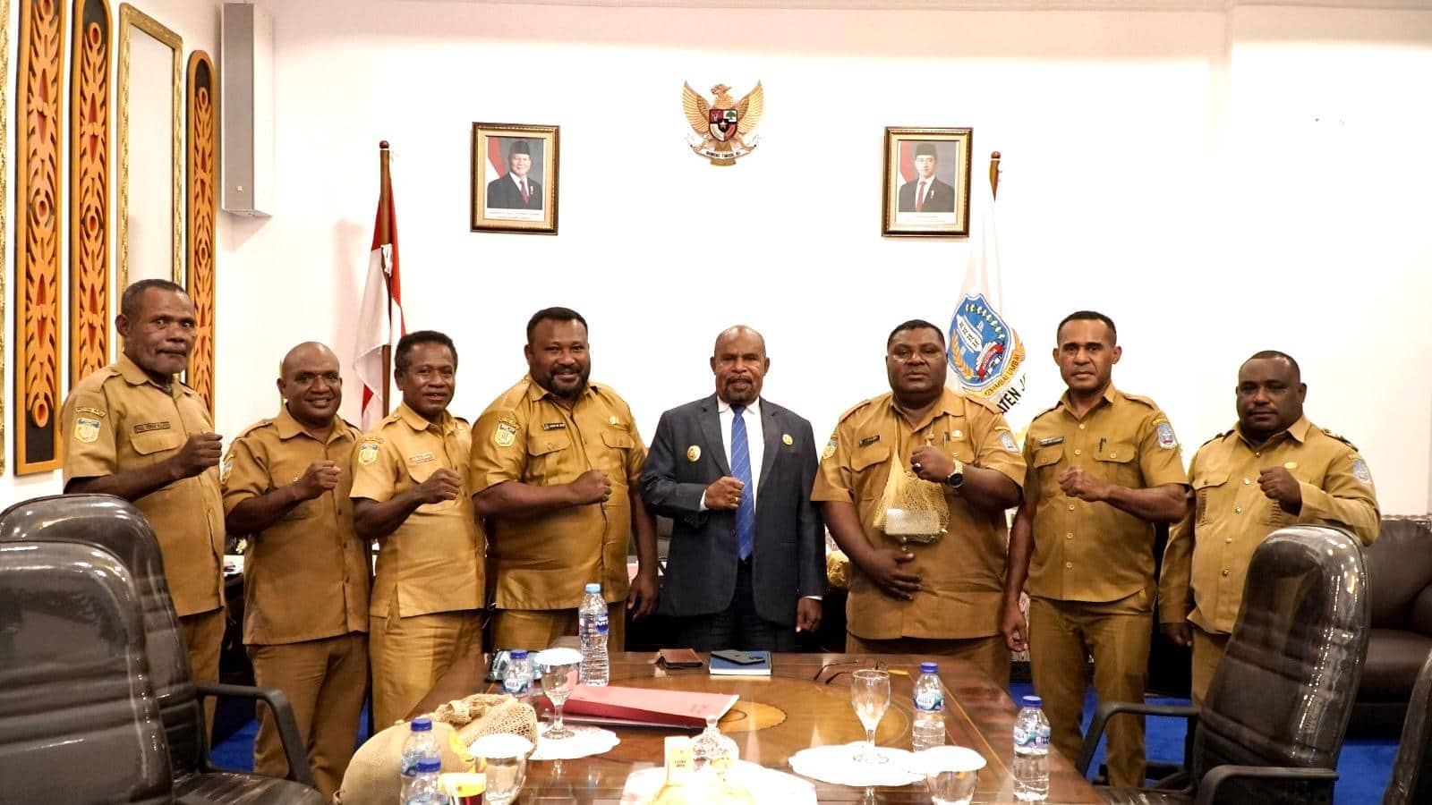 Ilustrasi berita JAYAPURA: Bupati Terima Aspirasi ASN, Forum ASN Sampaikan Terima Kasih dan Apresiasi