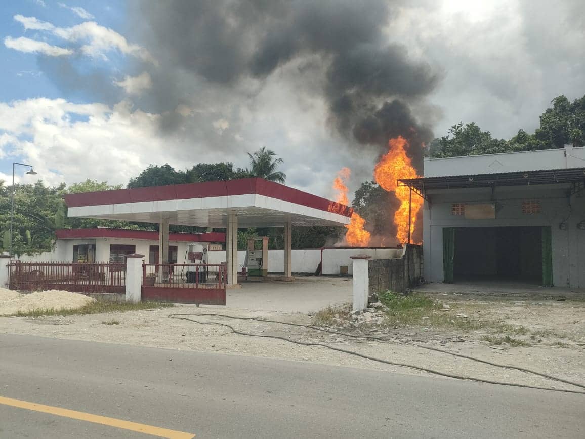Ilustrasi berita JAYAPURA: APMS Terbakar di Nimbokrang Saat Pengisian Pertalite, Operator Alami Luka Bakar Serius