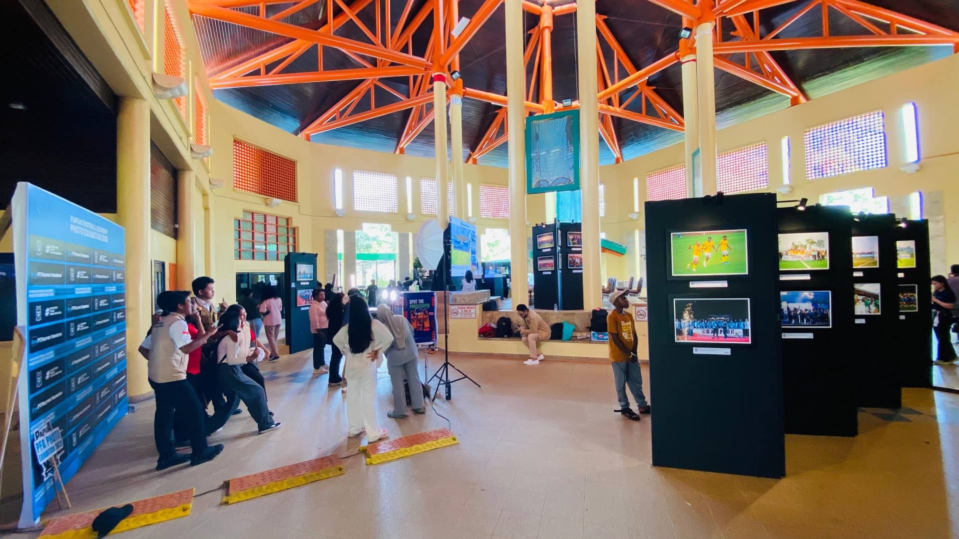 Ilustrasi berita Mimika: Berlangsung Tiga Hari, PFA Photo Exhibition Terbuka untuk Komunitas PTFI dan Umum