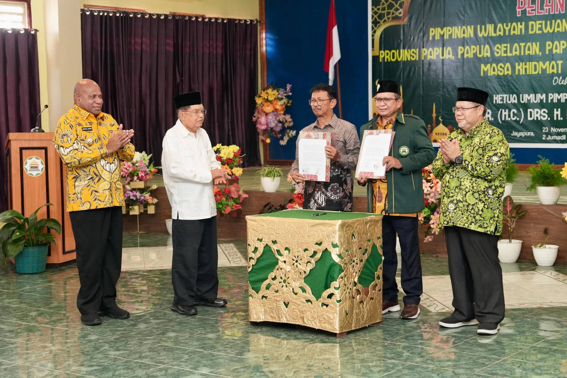 Ilustrasi berita JAYAPURA: Gubernur Fakhiri Berharap DMI Papua Jadi Perekat Sosial dan Mitra Strategis Pemerintah