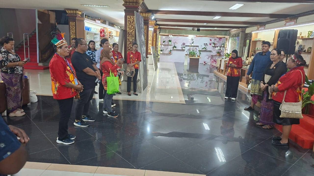 Ilustrasi berita Mimika: Dekranasda Provinsi Bali : Mudah-mudahan Apa yang Dipelajari di Sini Bisa Diterapkan di Kabupaten Mimika