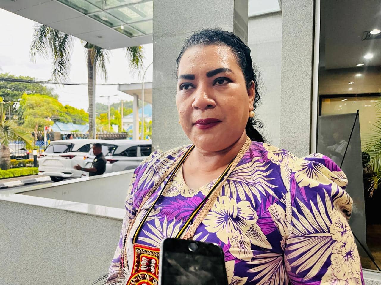 Ilustrasi berita JAYAPURA: Anggota Majelis Rakyat Papua Pokja Perempuan Berikan Bantuan Modal Usaha Pada 30 Orang Disabilitas di Jayapura