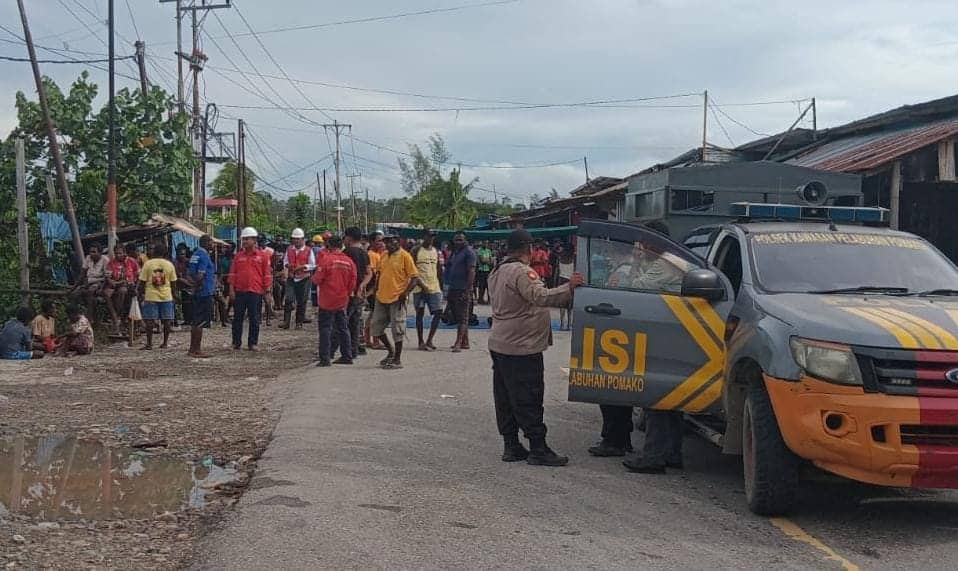 Ilustrasi berita Mimika: Buntut Kecelakaan Maut, Warga Palang Jalan Poros Pomako
