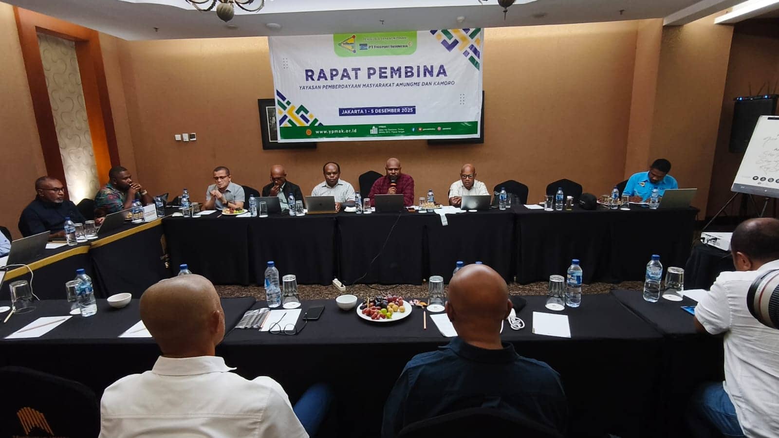 Ilustrasi berita YPMAK: YPMAK Siapkan Mitra Pendamping Program, Mahasiswa Amungme dan Kamoro Berprestasi