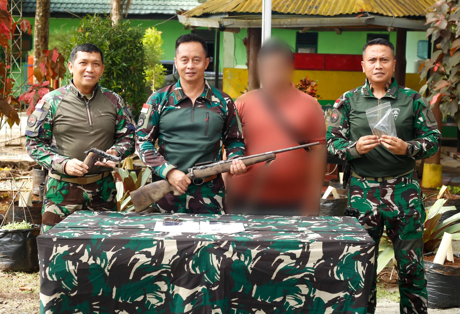 Ilustrasi berita JAYAPURA: Kedepankan Cara Humanis, Aparat TNI Amankan Dua Senjata Api di Kampung Mosso
