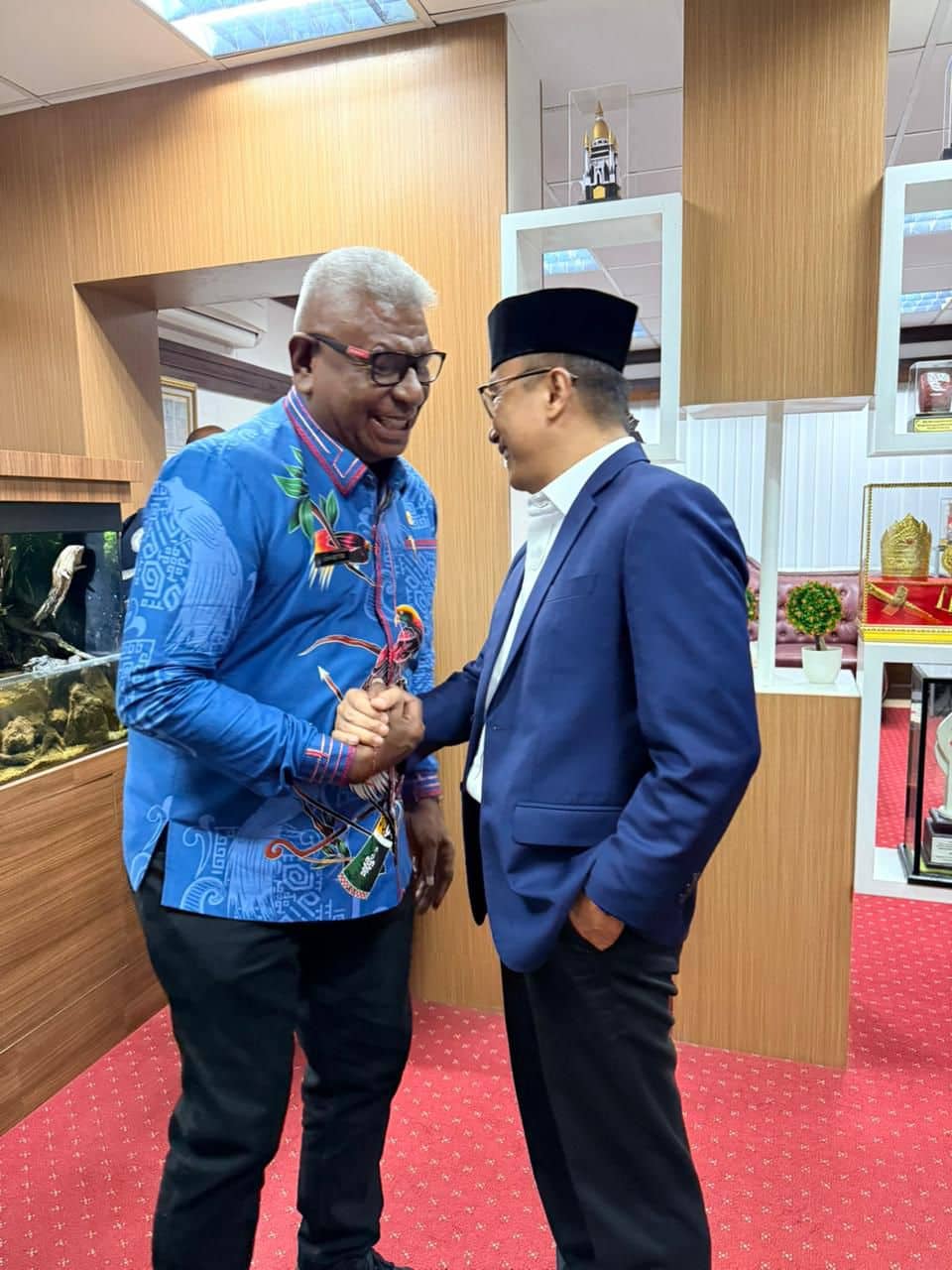 Ilustrasi berita Mimika: Publik Diminta Bersabar, Pelantikan Pejabat Tunggu Pertimbangan Teknis BKN, Bupati Rettob: Daripada Ribuan ASN Jadi Korban