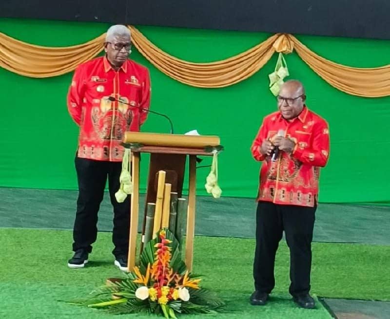 Ilustrasi berita Mimika: Wabup Emanuel Kemong Ajak Masyarakat Bersatu, Sisa 4 Tahun Kepemimpinan Siap Tuntaskan Visi Mimika Maju